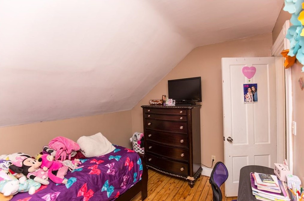 43 East St, West Warwick RI  02893-5938 exterior