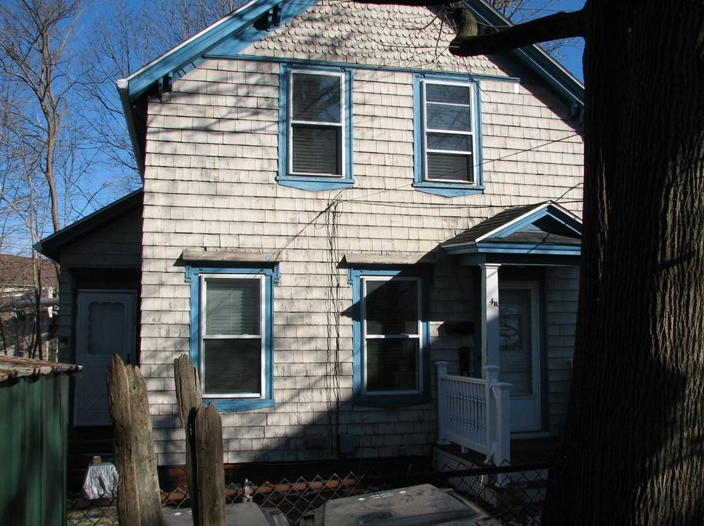4 River St, Cumberland, RI 02864