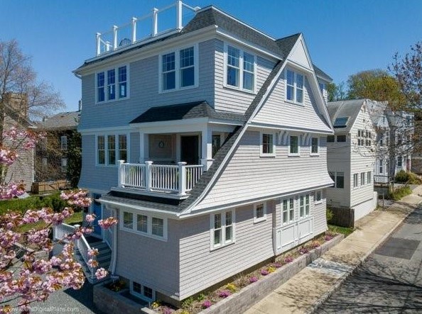 22 Dean Ave, Middletown, RI 02840