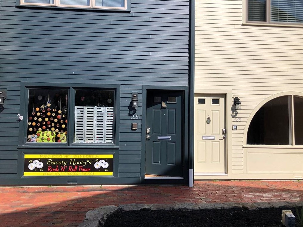 226 Goddard Row, Middletown, RI 02840