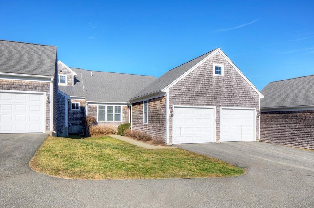 188 Ferry Landing Cir, Portsmouth, RI 02871 exterior