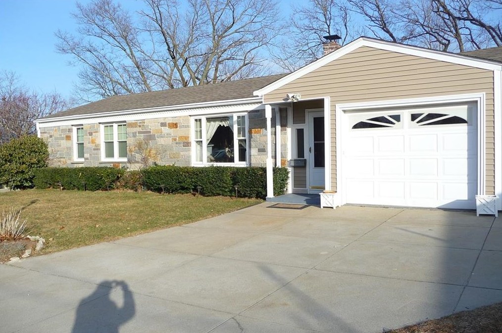 64 Meadow View Dr, Cranston, RI 02920 exterior