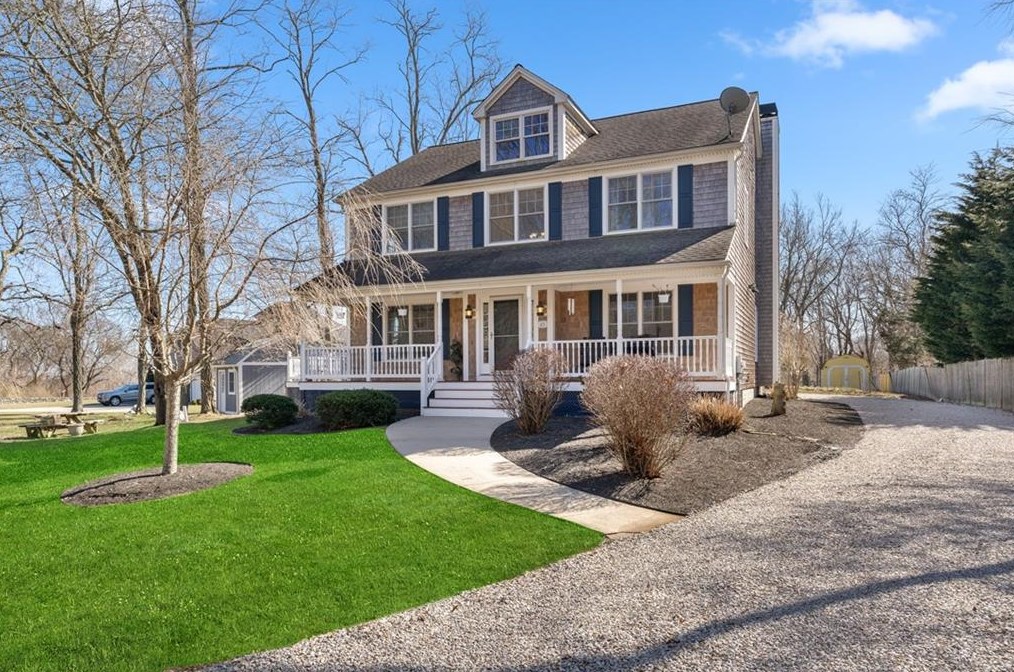 65 Cedar Ln, Jamestown, RI 02835 exterior