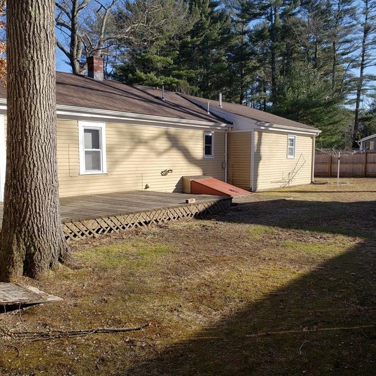 192 Shady Valley Rd, Coventry, RI 02816
