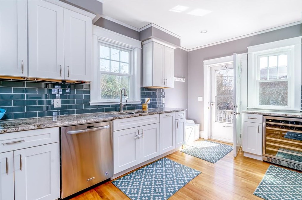 429 Charles St, Providence, RI 02904