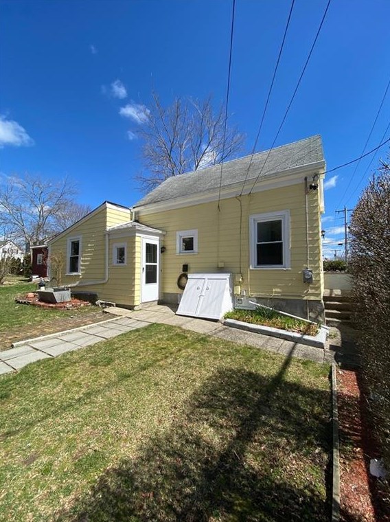 45 Mount Hope Ave, Bristol, RI 02809 exterior