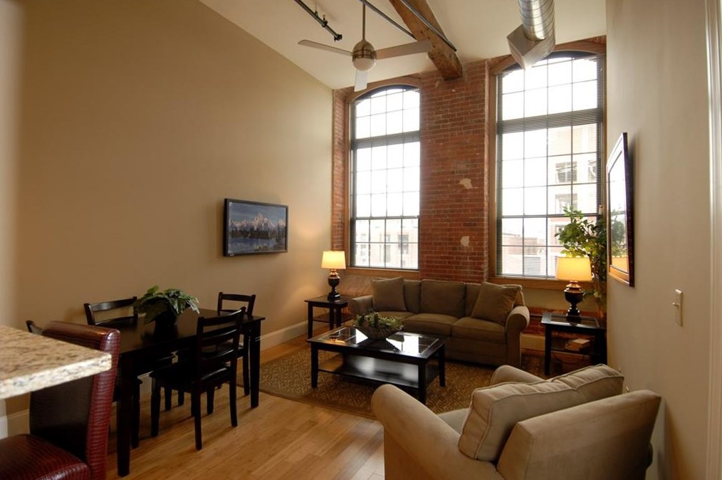 411 Valley St #38, Providence, RI 02908