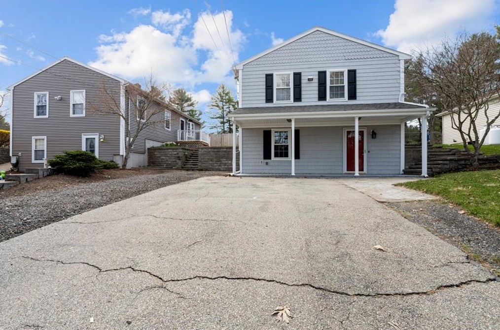 342 Lake Dr, Glocester, RI 02814