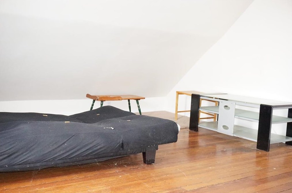 136 Laurens St, Cranston RI 02910-3532 exterior