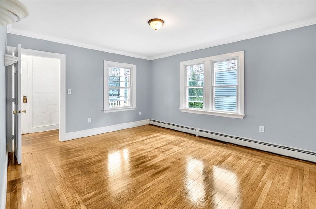 247 Greenwood St, Cranston RI  02910-3513 exterior