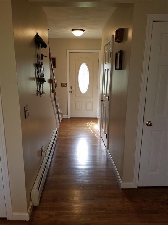 79 Vincent Way, Cranston RI  02921-2580 exterior