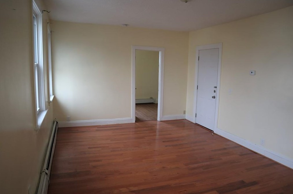 249 Webster Ave #3, Providence, RI 02909