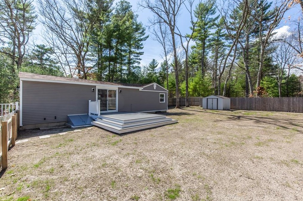 35 Pine Tree Rd, Coventry, RI 02816