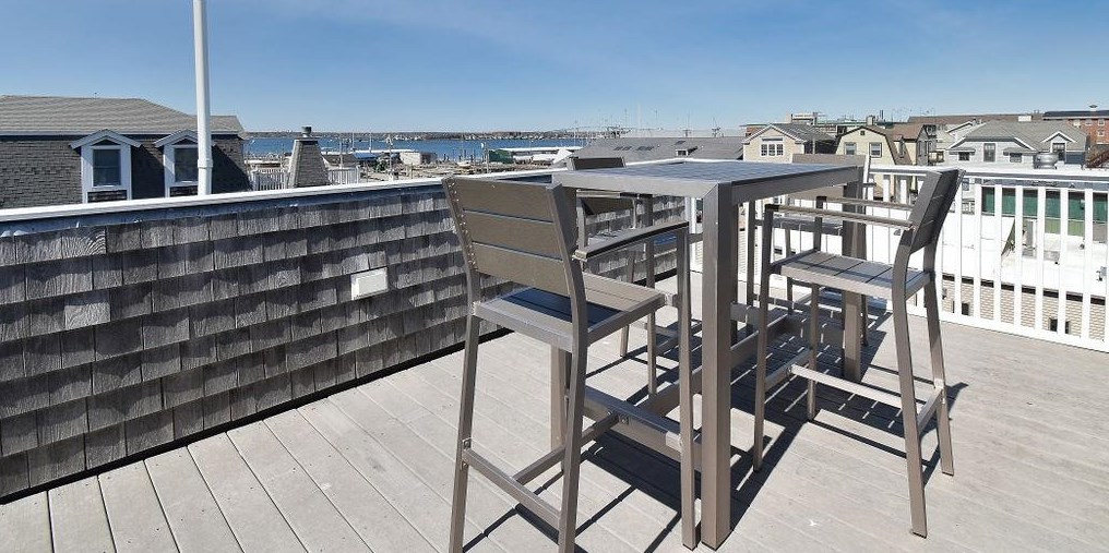 7 Coddington, Middletown, RI 02840