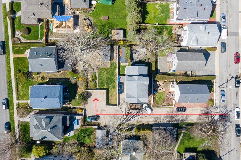 44 Morton Ave, Middletown, RI 02840