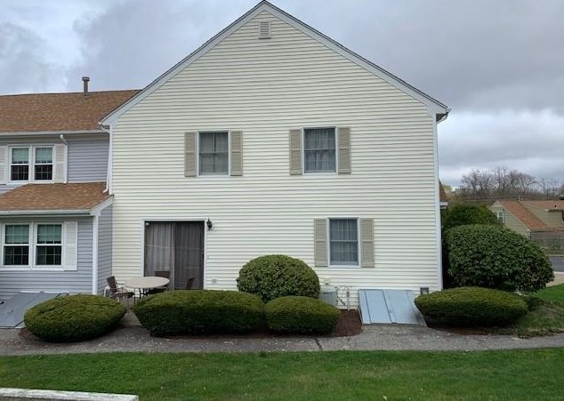 2970 Mendon Rd #10, Cumberland, RI 02864