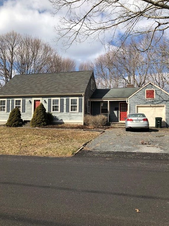 43 Greylock Rd, Bristol, RI 02809 exterior