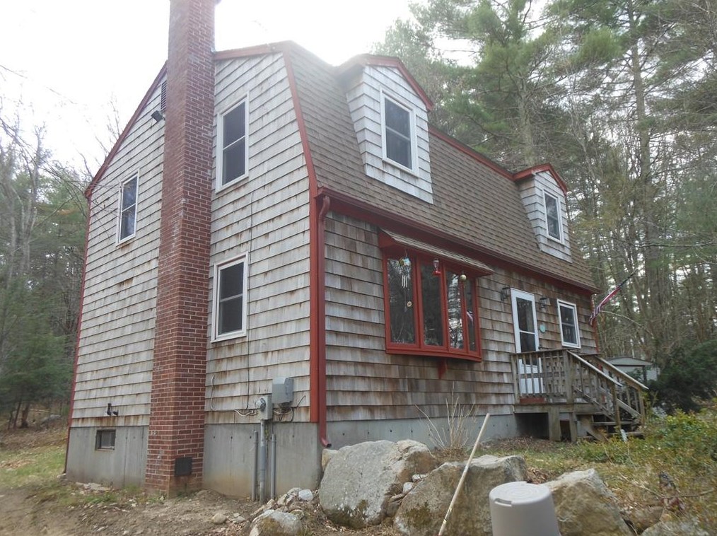 21 Bel Air Dr, Glocester, RI 02814