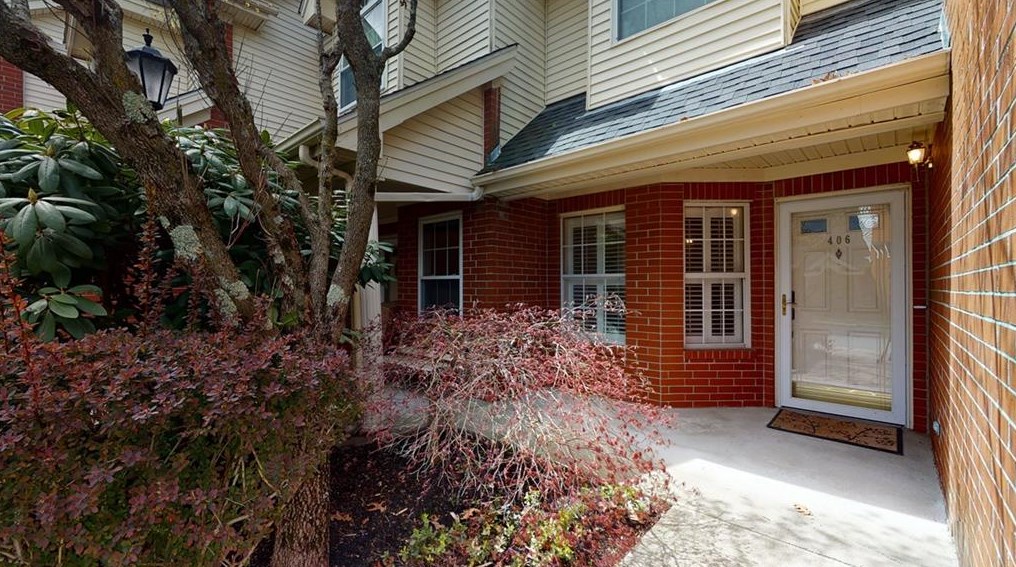 626 Smithfield Rd #406, North Providence, RI 02904