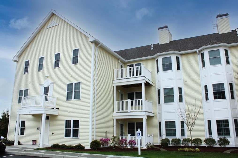 20 Saw Mill Drive #308, North Kingstown, RI 02852