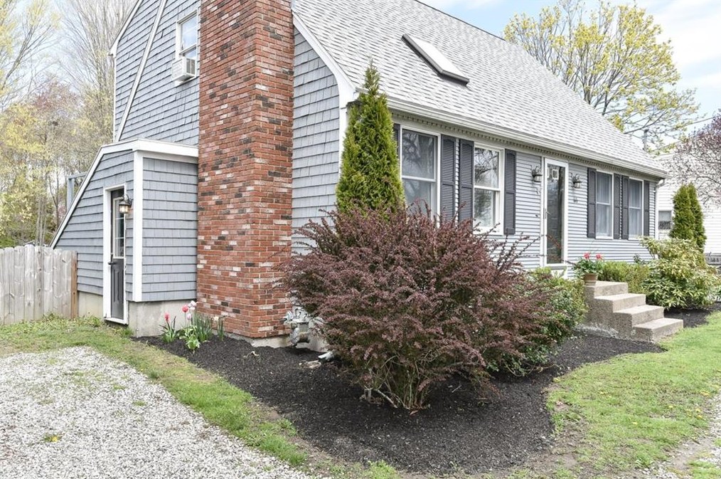 616 Child St, Warren, RI 02885