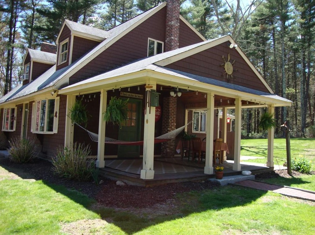 15 Harry L Andrews Rd, West Greenwich, RI 02817