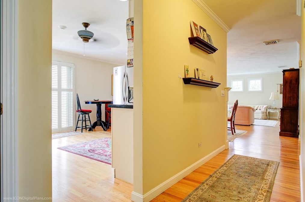 2 Bristol Woods Dr #a-2, Bristol, RI 02809