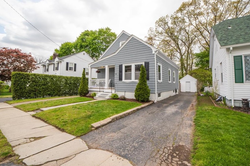32 Hope St, North Providence, RI 02911
