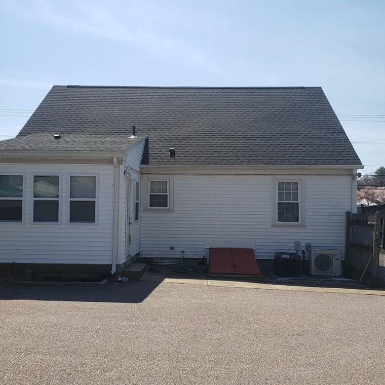 43 Tiogue Ave, West Warwick, RI 02893-6054