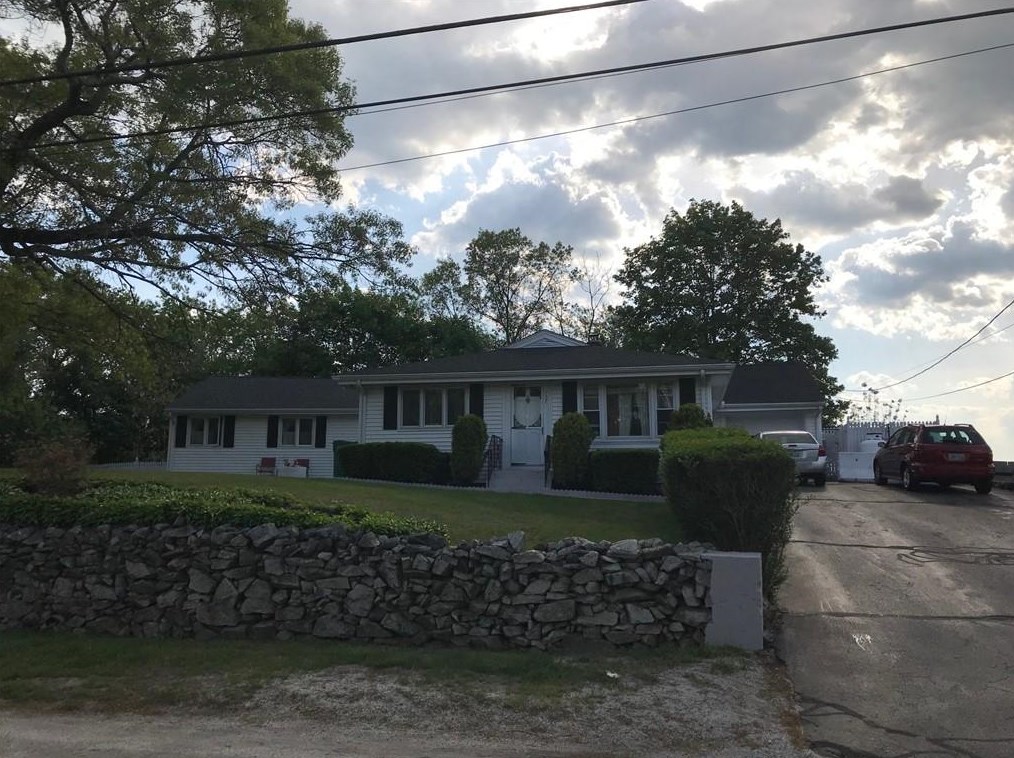 157 Jillson Ave, Woonsocket, RI 02895