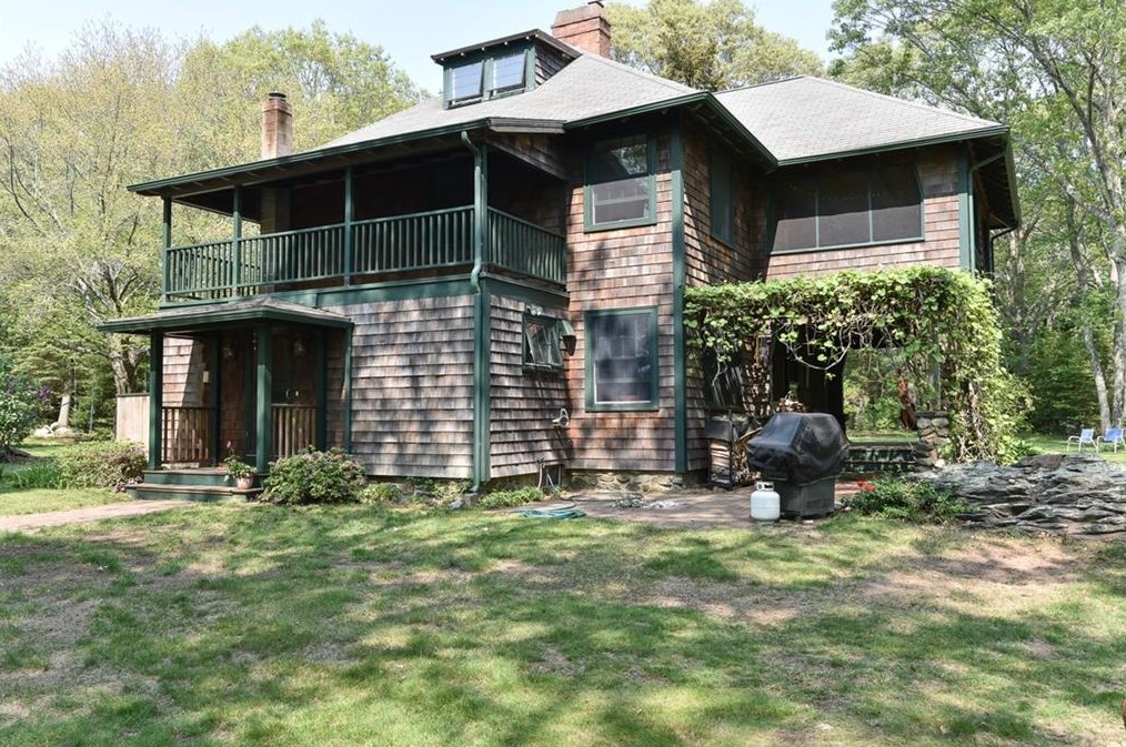 51 Hammond Hill, South Kingstown, RI 02874