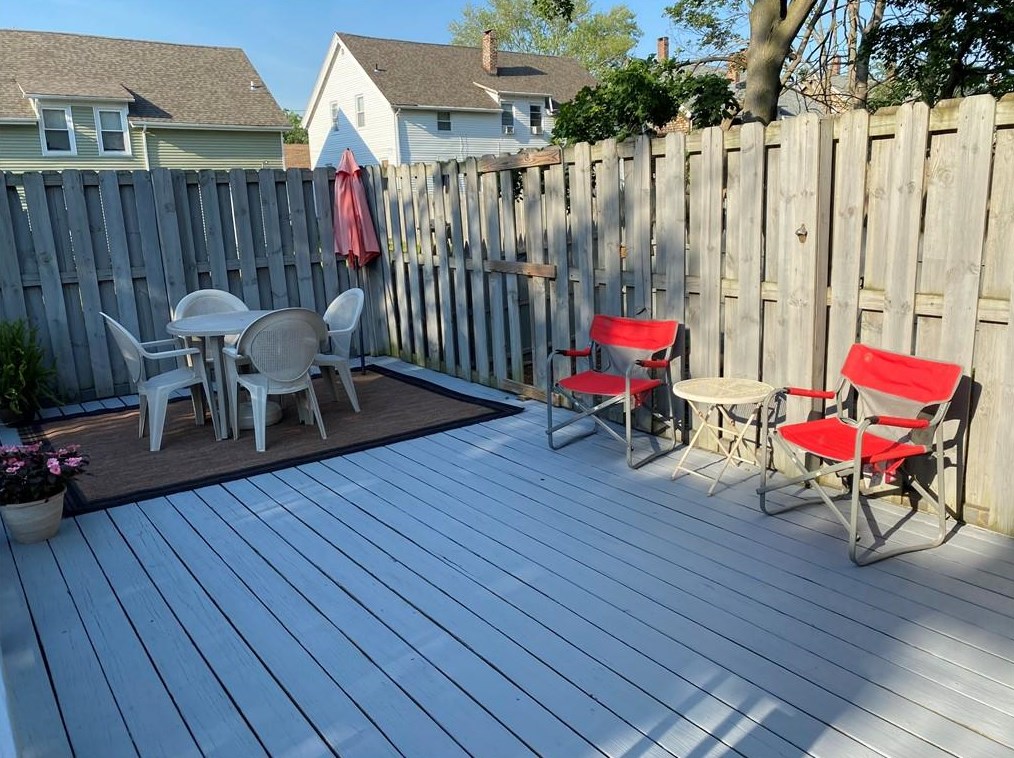 55 Vicksburg St, Providence, RI 02904