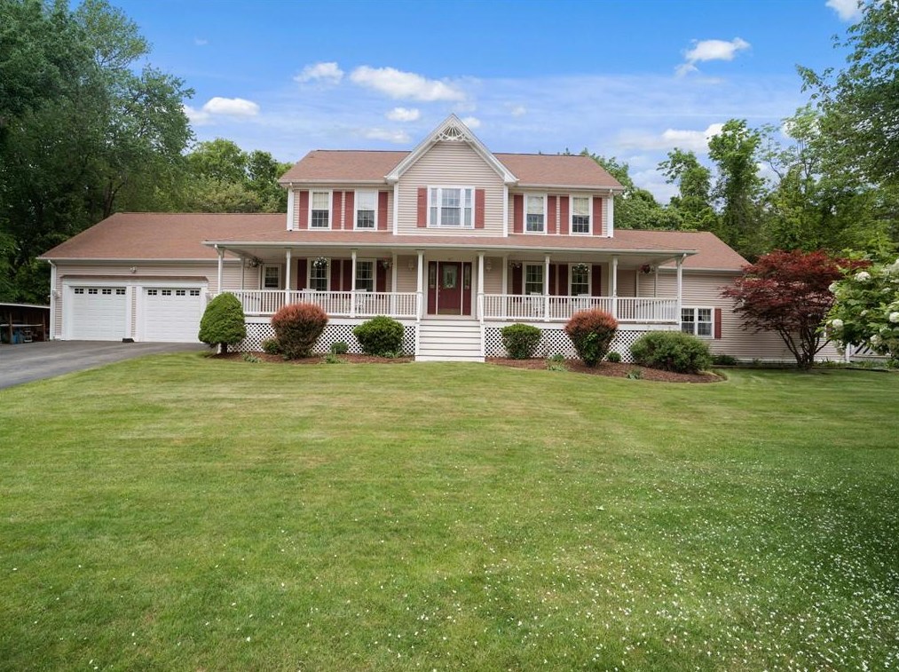 67 Pine Hill Ave, Providence, RI 02919