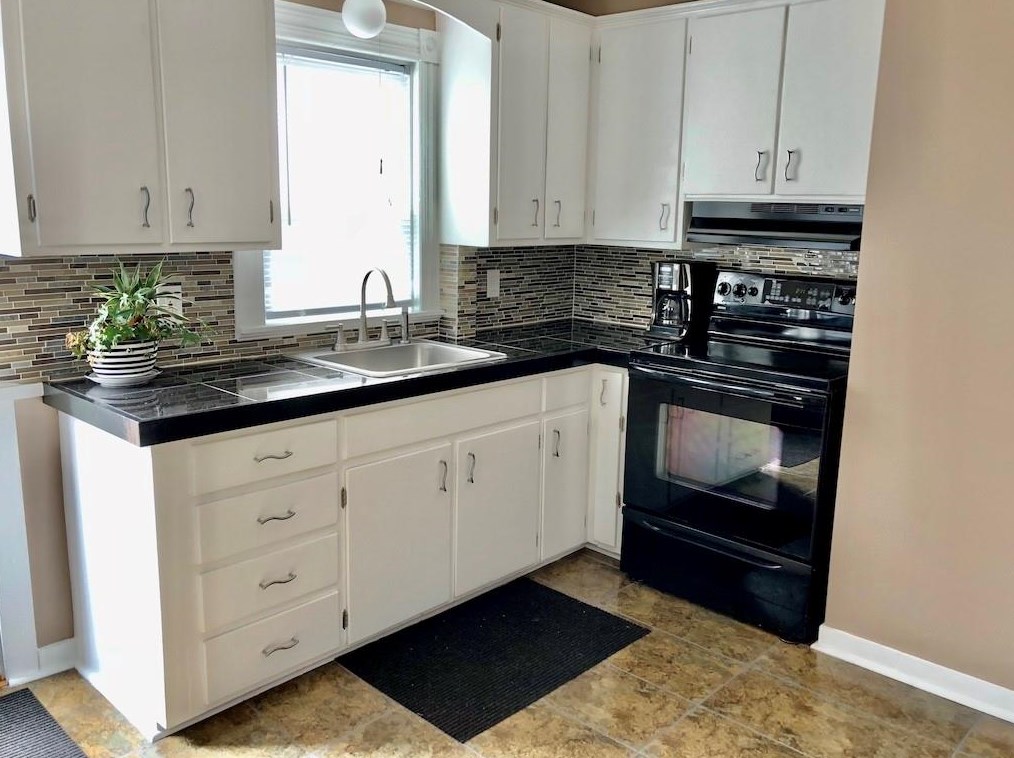 38 Gould St #2, Middletown, RI 02840