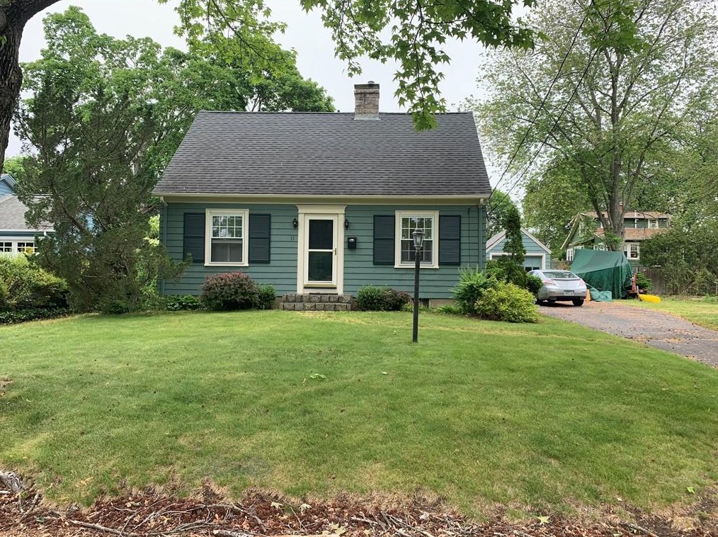 11 Virginia Rd, Barrington, RI 02806 exterior