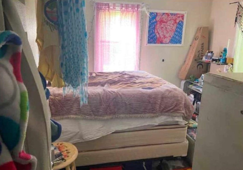 99 Yeoman Ave, Cranston RI 02920-2129 exterior