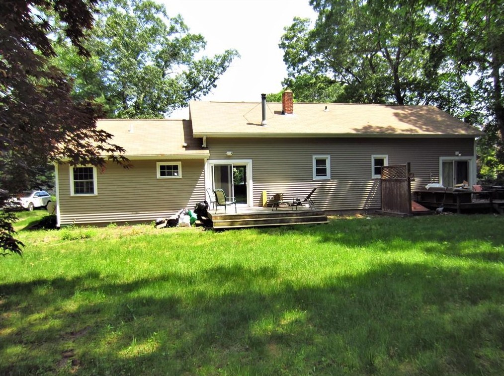 55 Camp Ave, North Kingstown, RI 02852