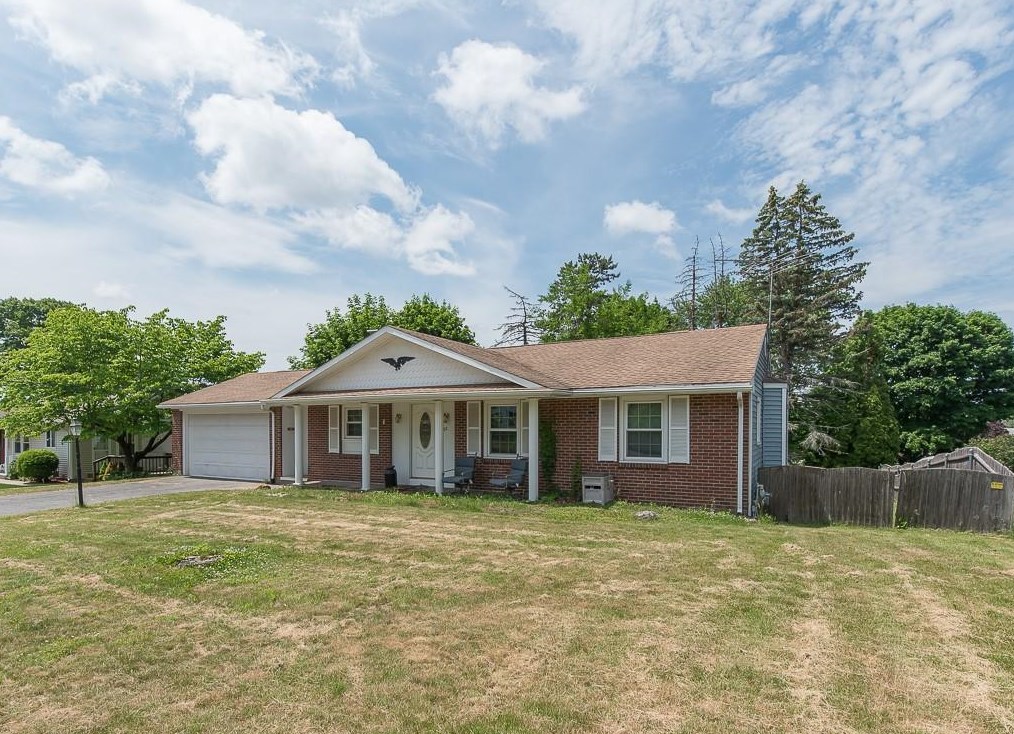 32 Kent St, Cumberland, RI 02864