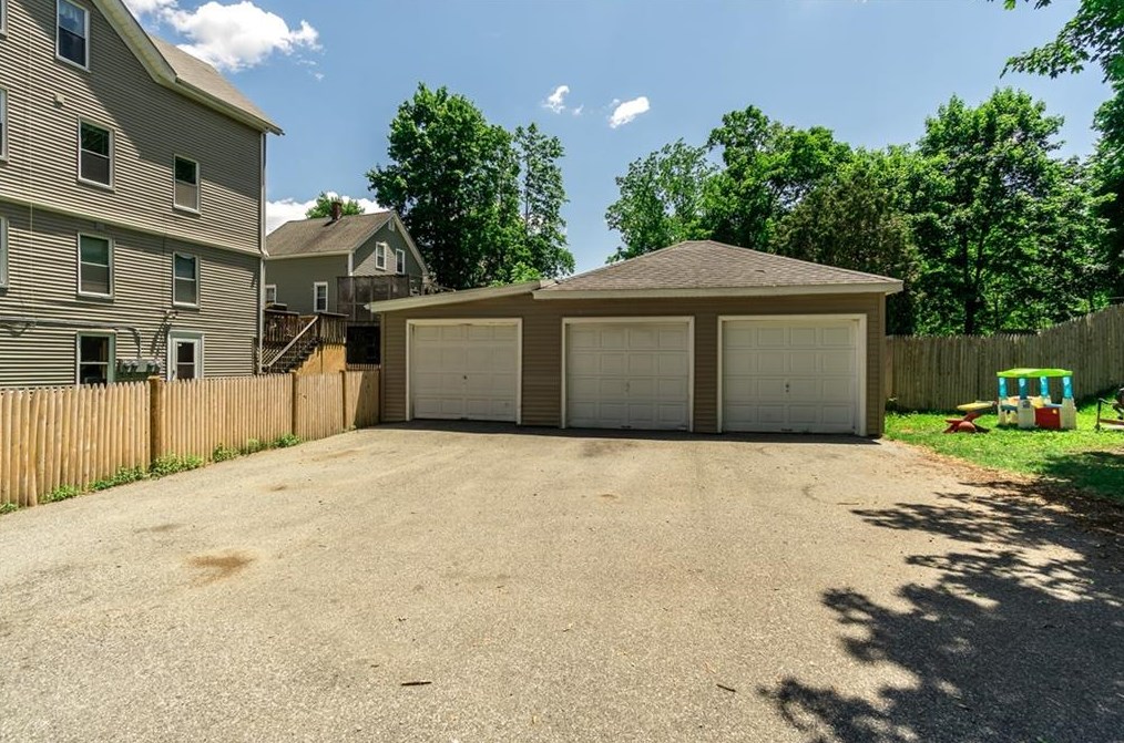 97 Alice Ave, Woonsocket, RI 02895