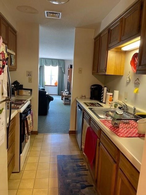 66 Social St #a, Woonsocket, RI 02895