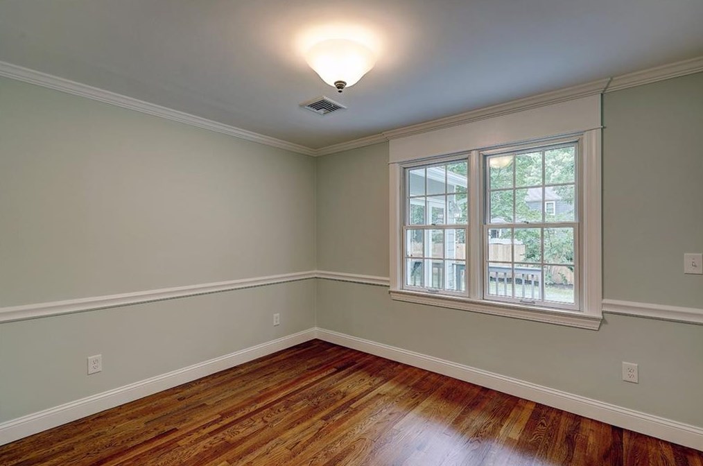 12 Fireside Dr, Barrington RI  02806-3223 exterior