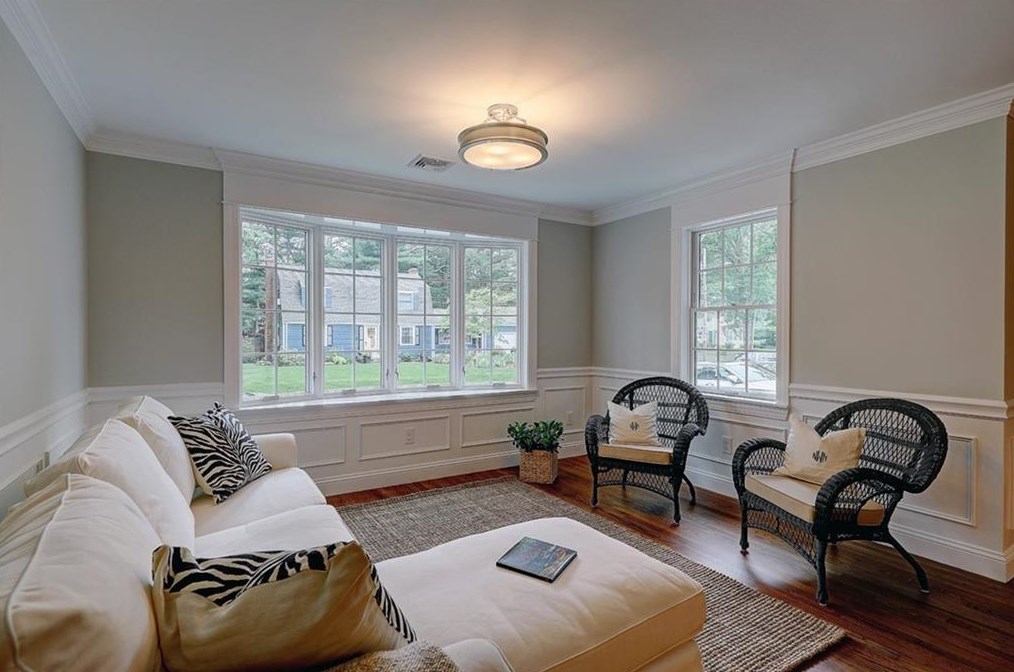 12 Fireside Dr, Barrington RI  02806-3223 exterior