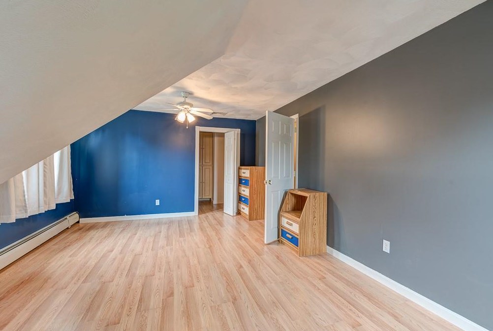 32 Cold Spring Dr, West Warwick RI  02893-3337 exterior