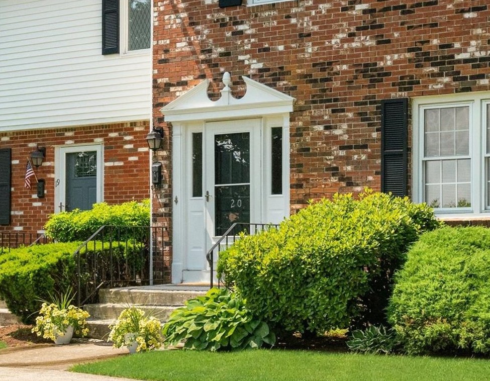 2970 Mendon Rd #20, Cumberland, RI 02864