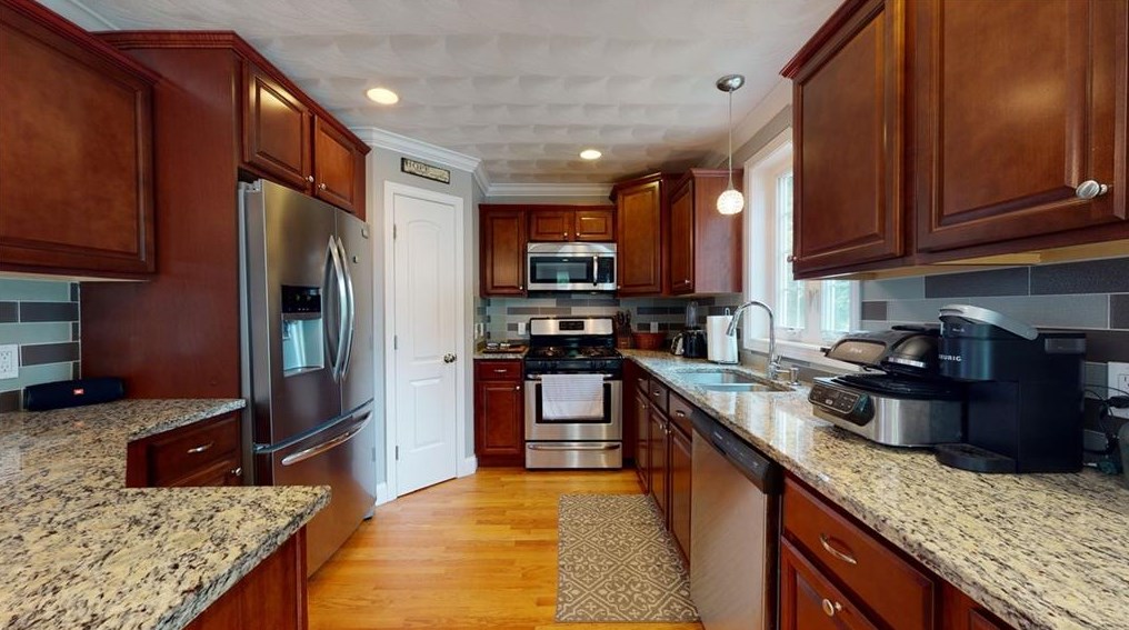 3560 Diamond Hill Rd, Cumberland, RI 02864