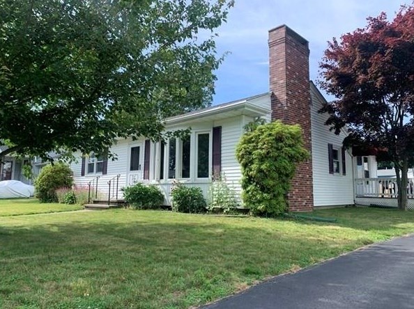 86 Durfee Rd, Tiverton, RI 02878