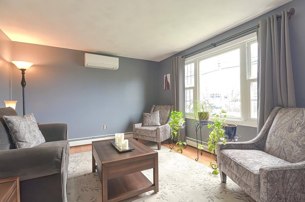 80 Seymour St, Warren, RI 02885