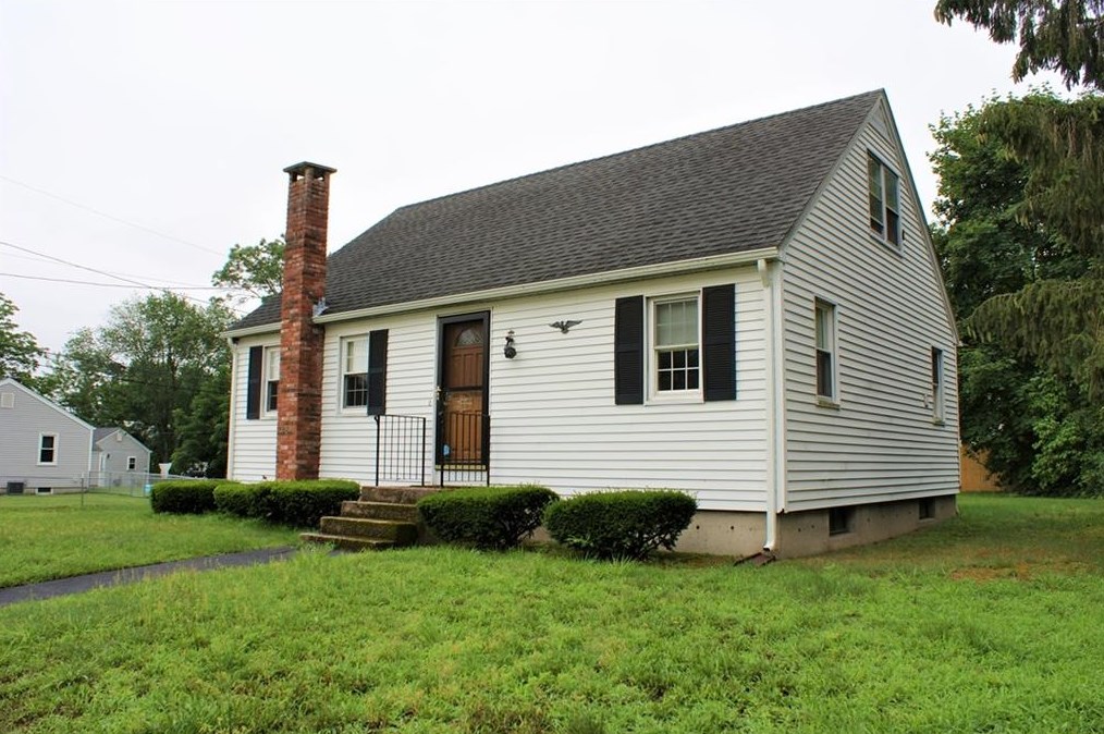101 Wood St, Coventry, RI 02816
