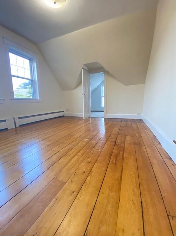 127 Dewolf Ave, Bristol RI  02809-3623 exterior