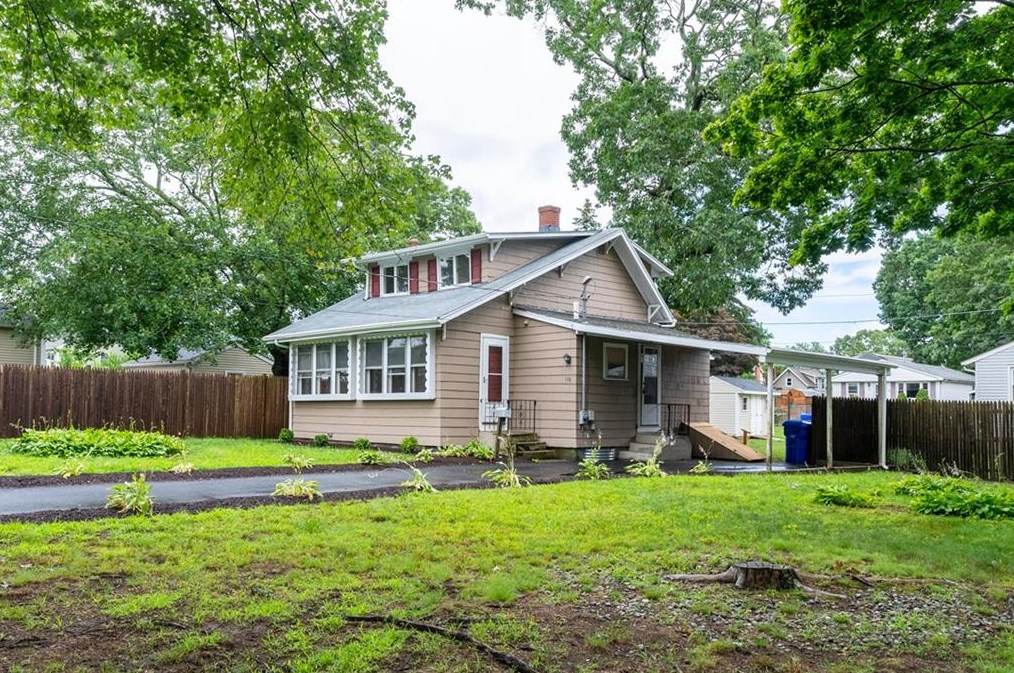 116 Anson Dr, East Providence, RI 02915
